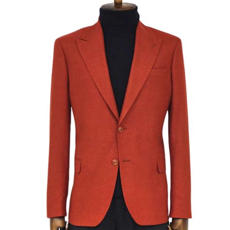 Burnt Orange: The Menswear Hue That's Setting the Style Scene Ablaze