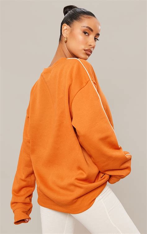 Burnt Orange Sweatshirt: The Perfect Piece for Any Occasion