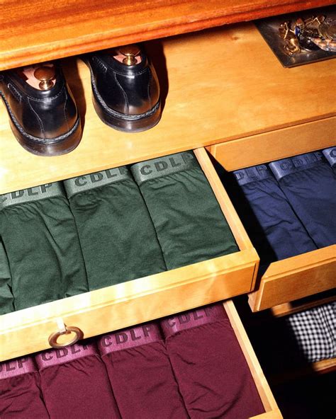 Burton: Redefining Masculinity with High-Quality Menswear T-Shirts