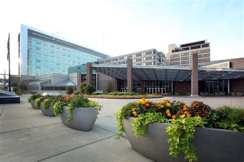 Butterworth Hospital Grand Rapids: 2023 Insider's Guide to Top-Rated Care