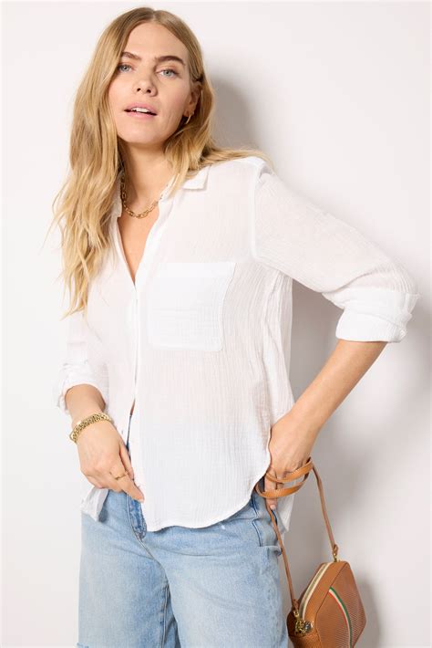 Button Up Gauze Shirt: A Breezy Essential for Summer