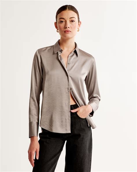 Button Up Shirts for Women: A Wardrobe Staple for Every Season