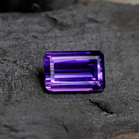 Buy Amethyst Crystals: Unlock Your Inner Power in 2025