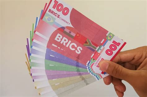 Buys BRICS Currency: 5 Reasons Why You Should Consider Investing