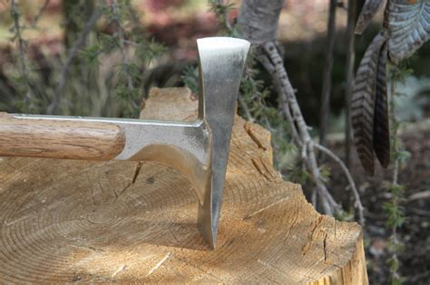 Buzz Axe: The Ultimate Tool for Wilderness Thrills and Adventures