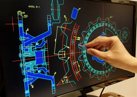 CAD/CAM (Computer-Aided Design/Computer-Aided Manufacturing):