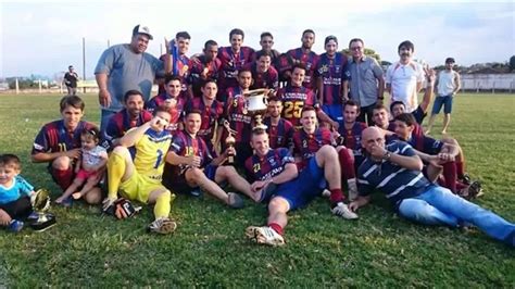 CRAC Futebol Clube: Mais do que um time, uma paixão!