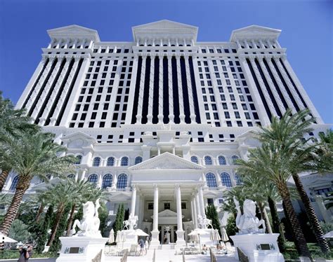 Caesars Palace in Las Vegas: A Legendary 7-Star Resort Experience