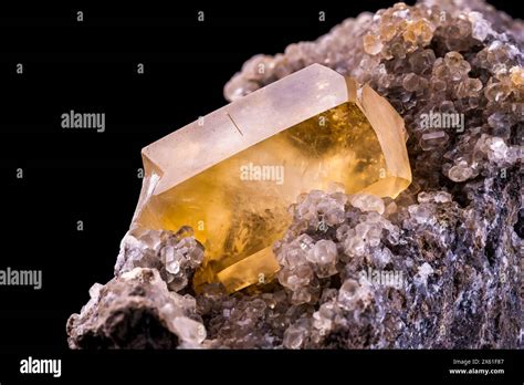 Calcite Close Up: Unraveling the Enchanting World of This Versatile Mineral