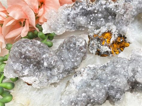 Calcite Clusters: The Ultimate Guide to Their Spiritual and Physical Benefits