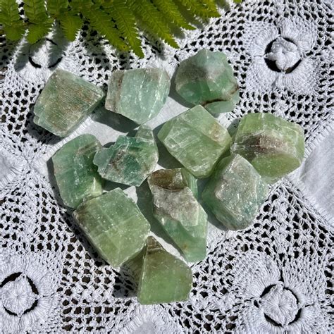 Calcite Crystal Green: A Guide to Its Beauty, Benefits, and Uses