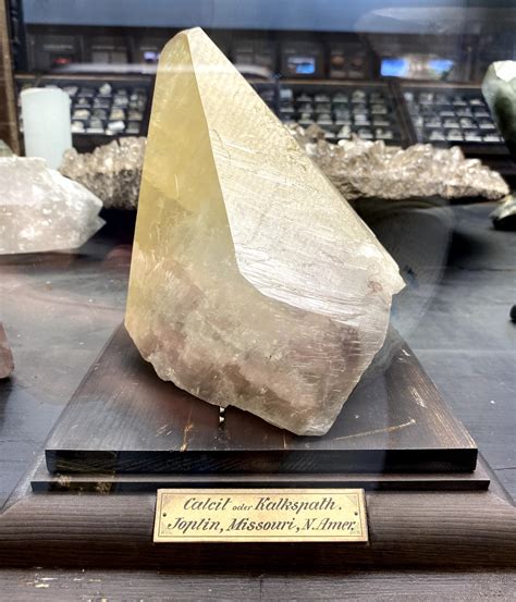 Calcite Crystal Price: A Comprehensive Guide with Market Insights