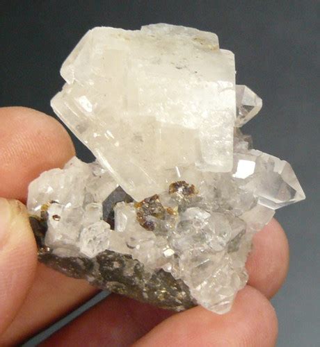 Calcite Quartz: A Geological Marvel