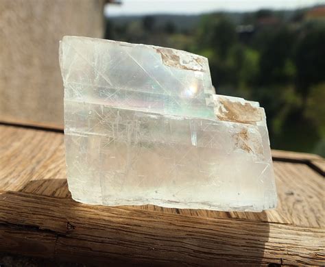 Calcite Stones: The Allure of Optical Calcite and Iceland Spar