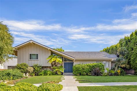 California's Brady Bunch Home: 11442 Sutton Street, Studio City