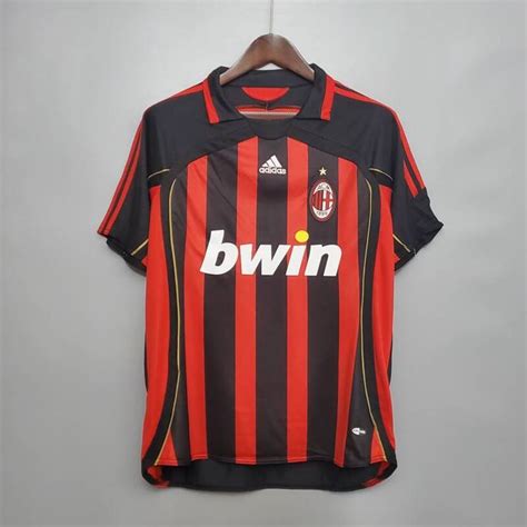 Camisa Milan 2005: Um Guia Definitivo para Colecionadores e Aficionados