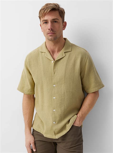 Camp Shirts Men: An Exploration of Comfort and Style