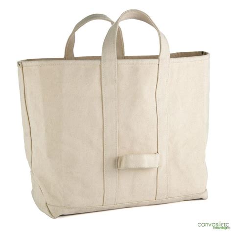 Canvas Tote Bags: A Staple for Modern Women