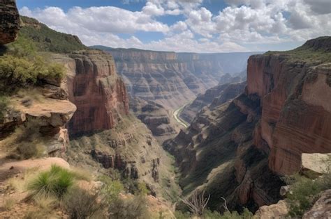 Canyon of the Eagles: Explore the Majestic 1,000-Foot Cliffs and Incredible Wildlife