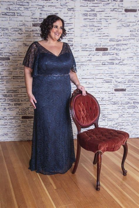 Captivating Mothers' Dresses for Wedding: A Plus-Size Guide to Radiance