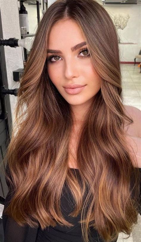 Caramel-Infused Brunette: