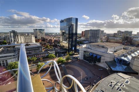 Cardiff x Birmingham: Qual Cidade É Ideal Para Você?