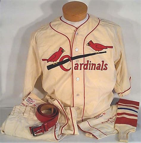 Cardinals St. Louis Jersey: A History of Style and Tradition