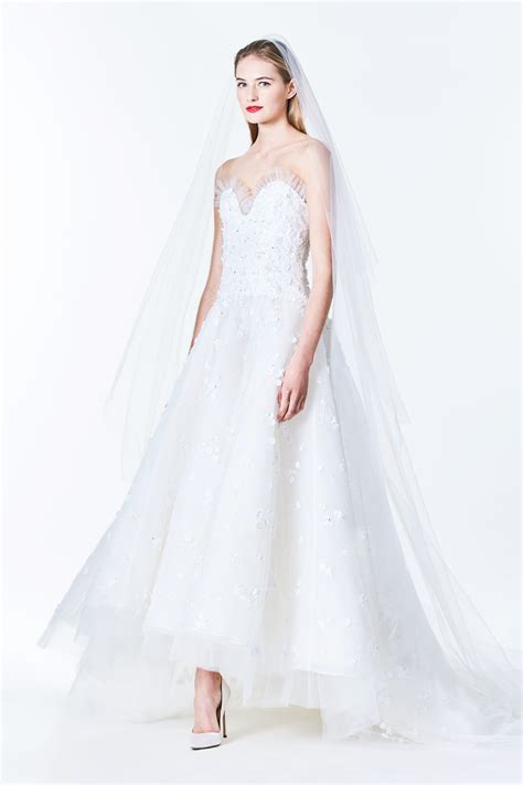 Carolina Herrera Wedding Dress: 7 Stunning Styles for Your Dream Day