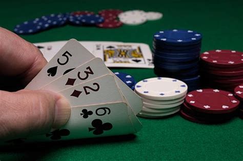 Cartas de Poker: Desvendando o Segredo de um Jogo milenar