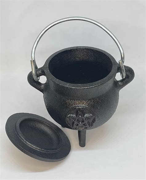 Cast Iron Mini Cauldron: Upgrade Your Kitchen in 2025