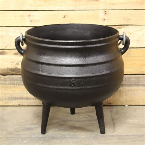 Cast iron cauldron pots: