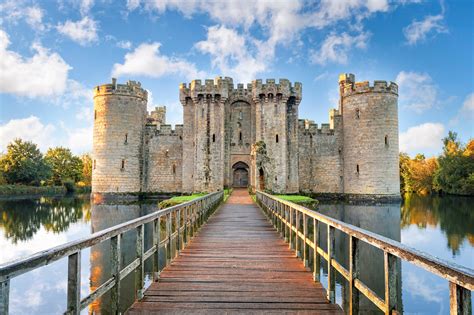 Castles and Castle Towns of Great Britain Doc
