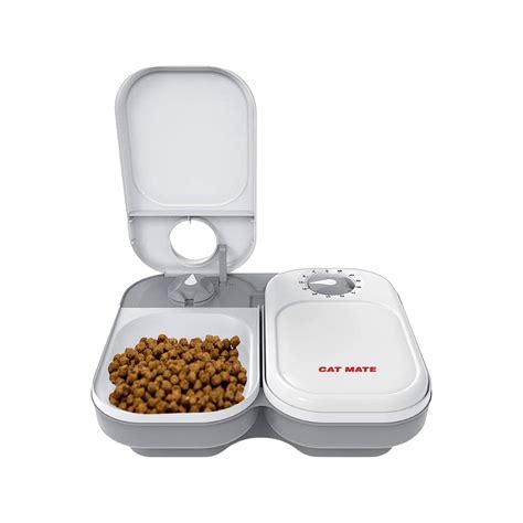 Catmate Automatic Cat Feeder VS Traditional Feeding: A Comprehensive Breakdown