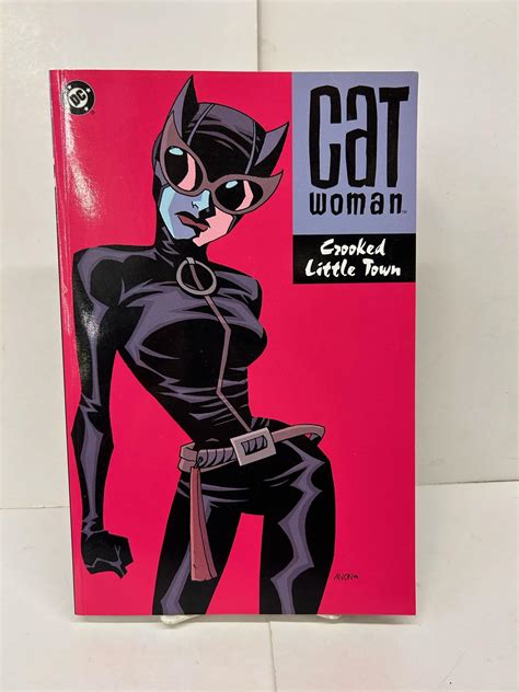 Catwoman Book 2 Crooked Little Town Reader