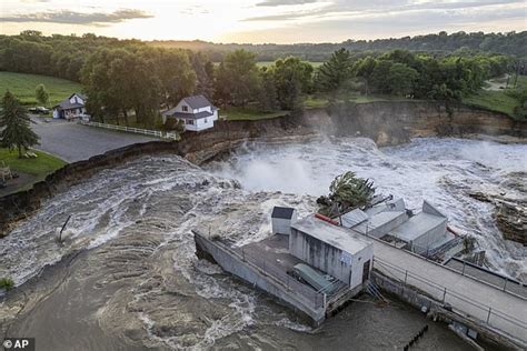 Causes of Rapidan Dam Store Flooding