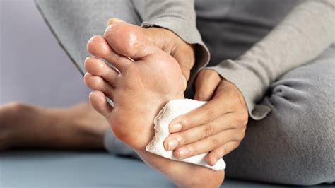 Causes of Sweaty Feet in Polyester