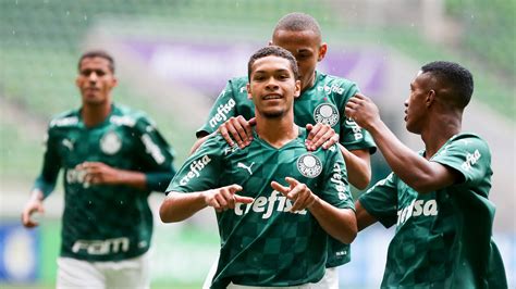 Ceará Sub-20 x Palmeiras Sub-20: Um Duelo de Gigantes em Busca da Glória
