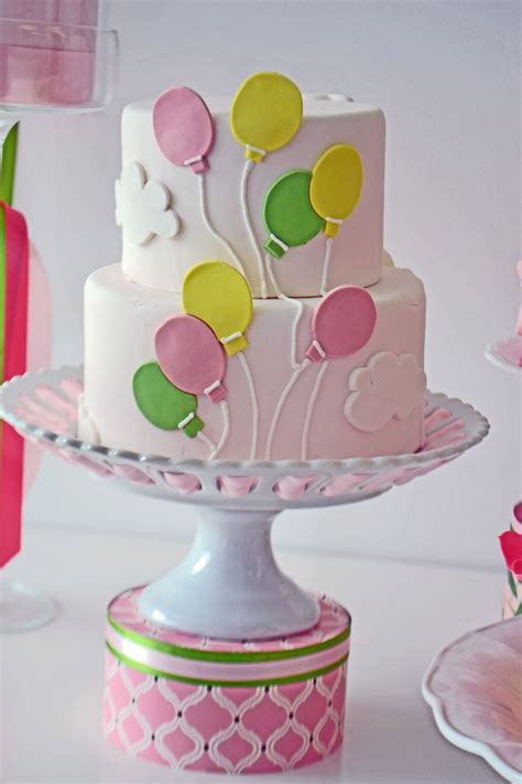 Celebrate in Style with a Whimsical Balloon Cake!