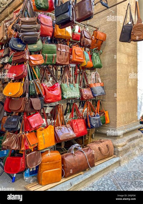 Center Market Leather Shop Firenze: A Florentine Gem for Unparalleled Leather Craftsmanship