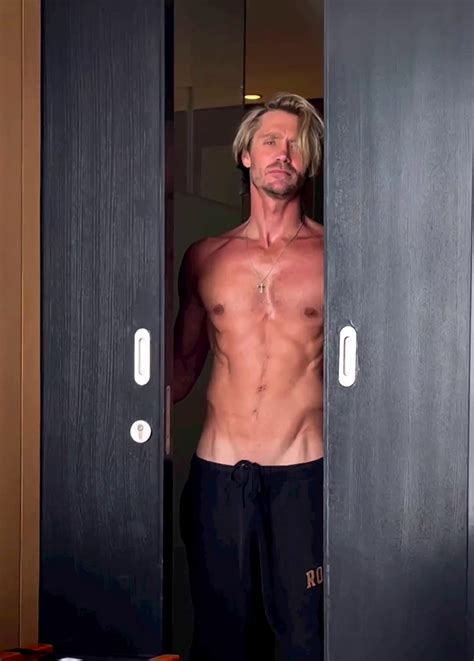 Chad Michael Murray No Shirt: A Smoldering Phenomenon