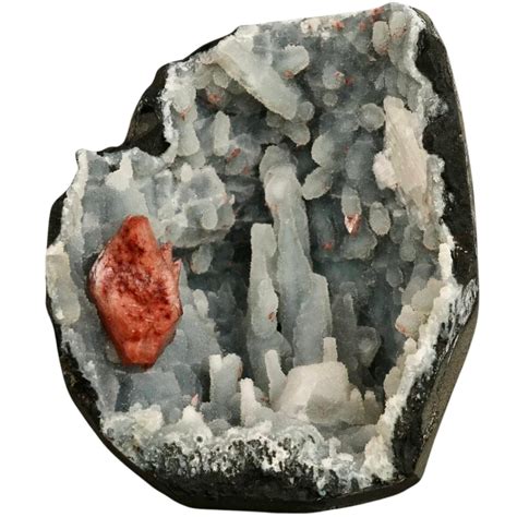 Chalcedony Geode: 1,000,000 Earthly Treasures Buried Deep Within