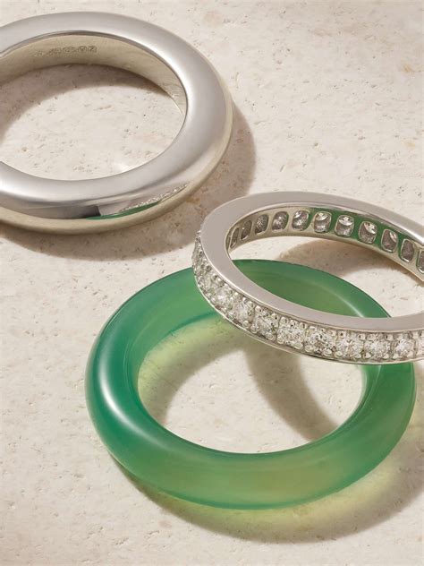 Chalcedony Rings: A Timeless Beauty with Diverse Meanings and Myriad Applications