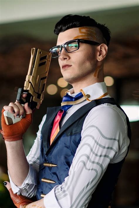 Chamber Cosplay: Embracing the Enigmatic Agent with Style and Grace