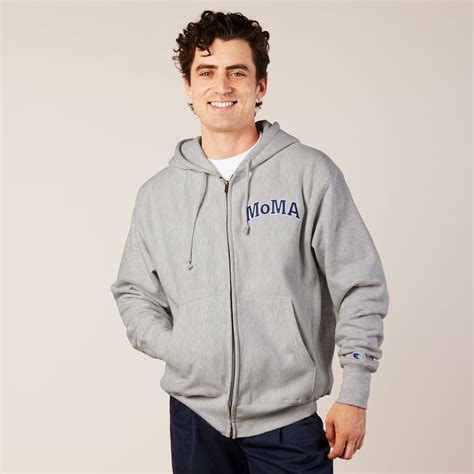 Champion Zip-Up Sweatshirts: The Epitome of Comfort and Practicality