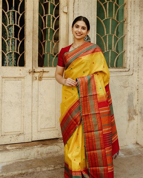 Chanderi Pattu Silk Sarees: The Epitome of Elegance and Luxury