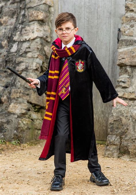 Channel Your Inner Lion: A Comprehensive Guide to the Iconic Harry Potter Gryffindor Uniform