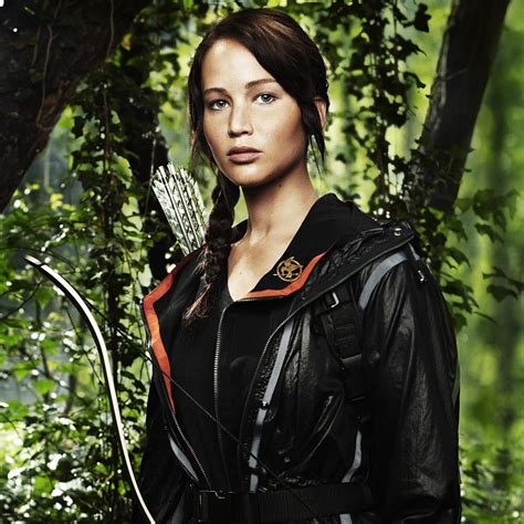 Channel Your Inner Mockingjay: The Ultimate Guide to Crafting a Katniss Costume