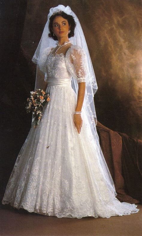 Characteristics of 1980s Wedding Dresses