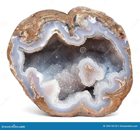 Characteristics of Chalcedony Geodes