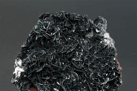 Characteristics of Specularite Hematite